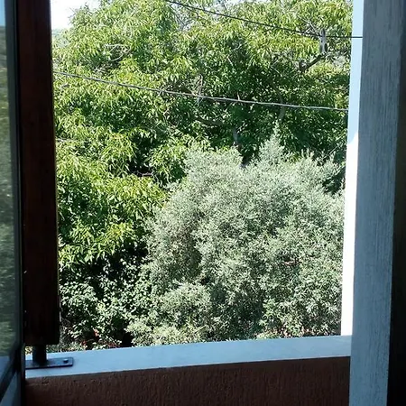 Anastasia Apartment Pteleos